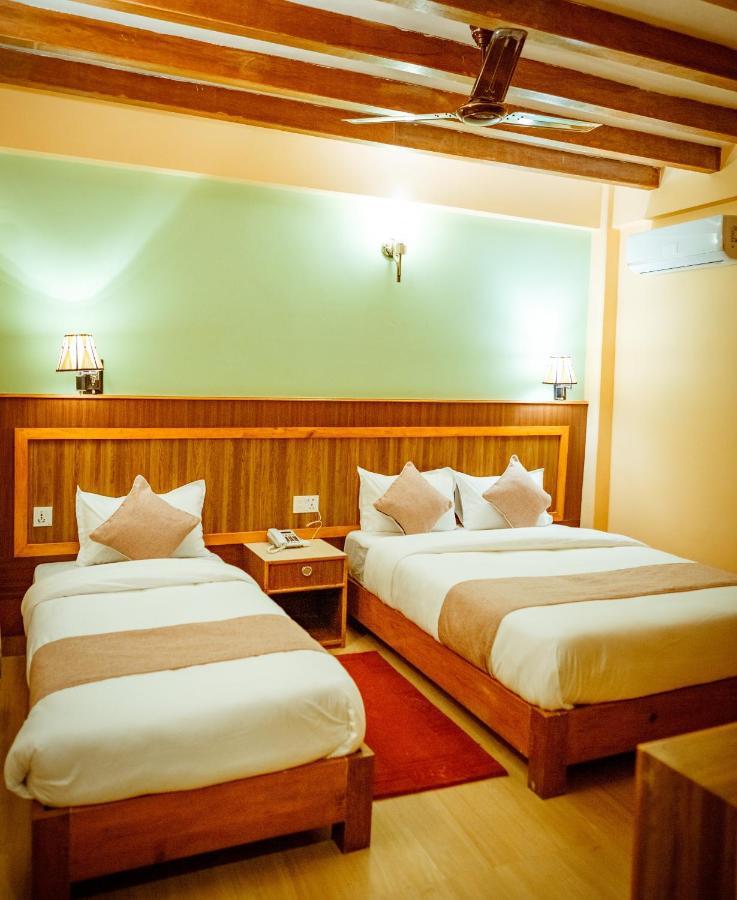 Paradise Boutique Hotel Pokhara Esterno foto