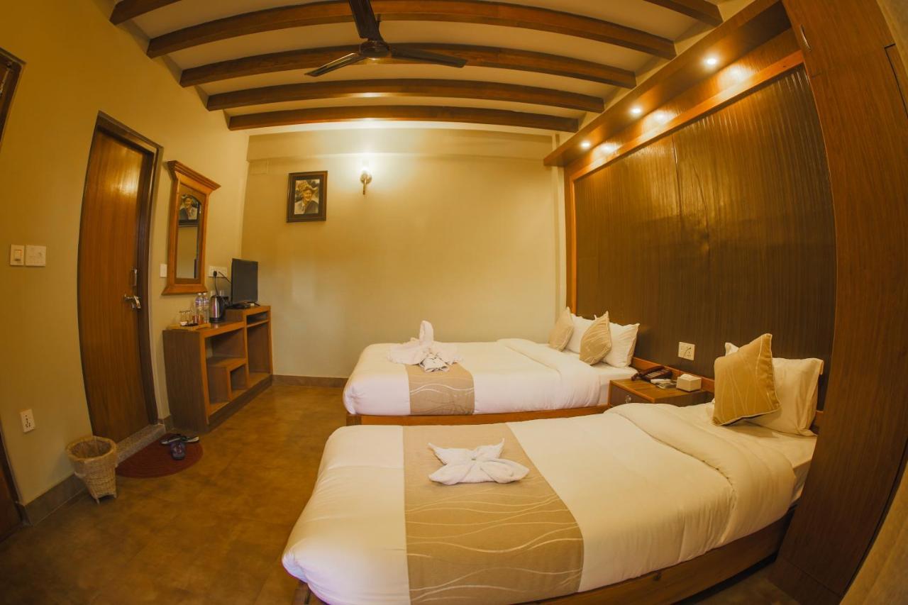 Paradise Boutique Hotel Pokhara Esterno foto