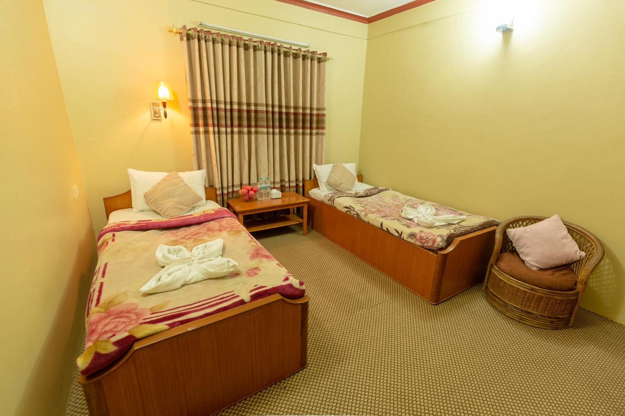 Paradise Boutique Hotel Pokhara Esterno foto